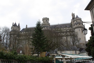 Pierrefonds et le bal des gisants (02)